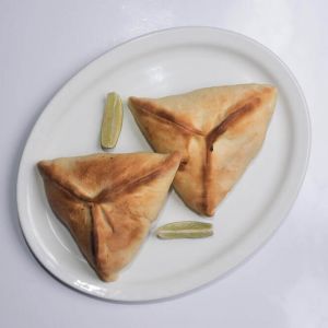 Esfiha de carne fechada